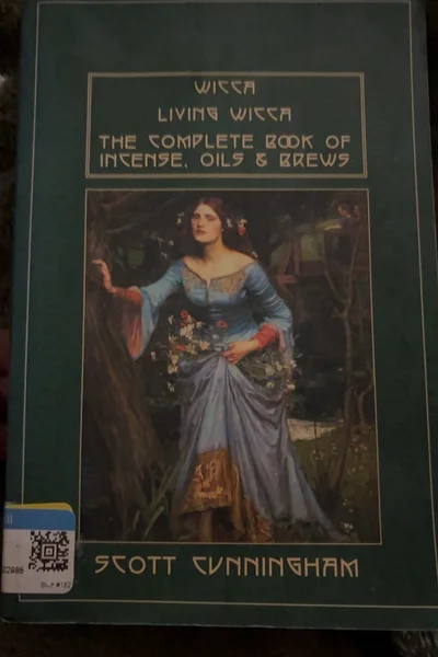 Cover of Wicca Living Wicca, The Complete Book of Incense, Oils and Brews